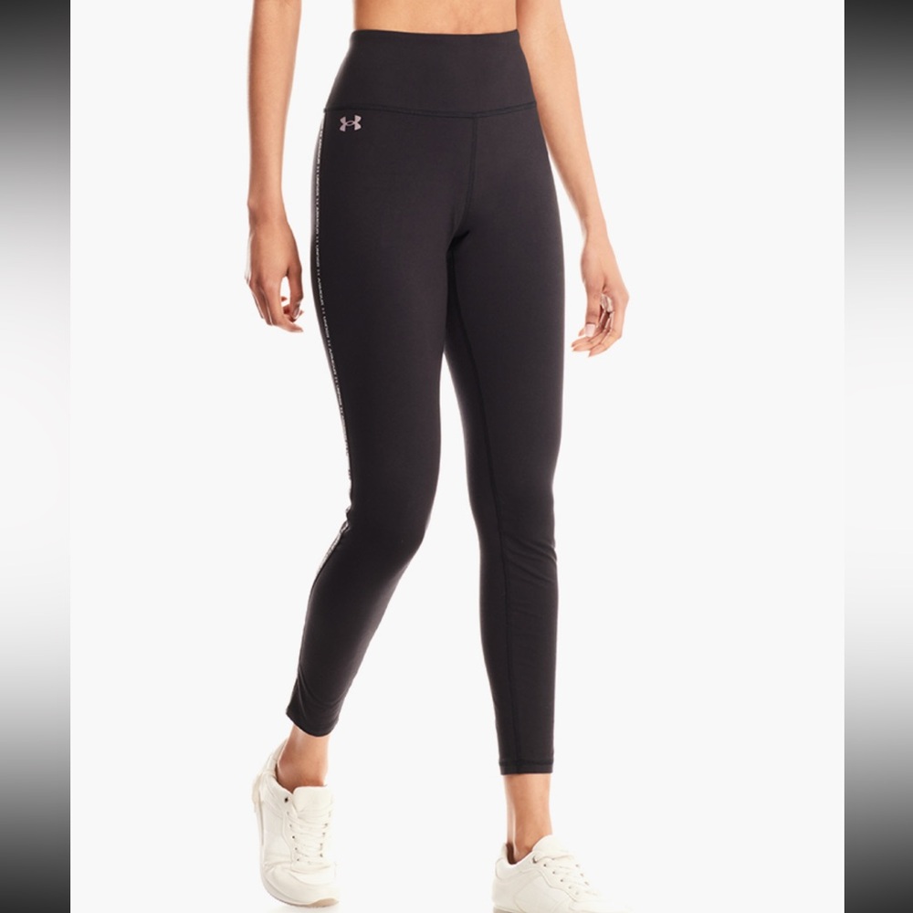 Under Armour Black Fitted Leggings Size Medium